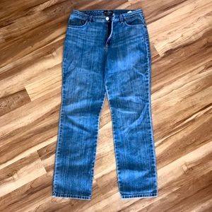 Lee Instantly Slimming Straight Leg High Rise👖